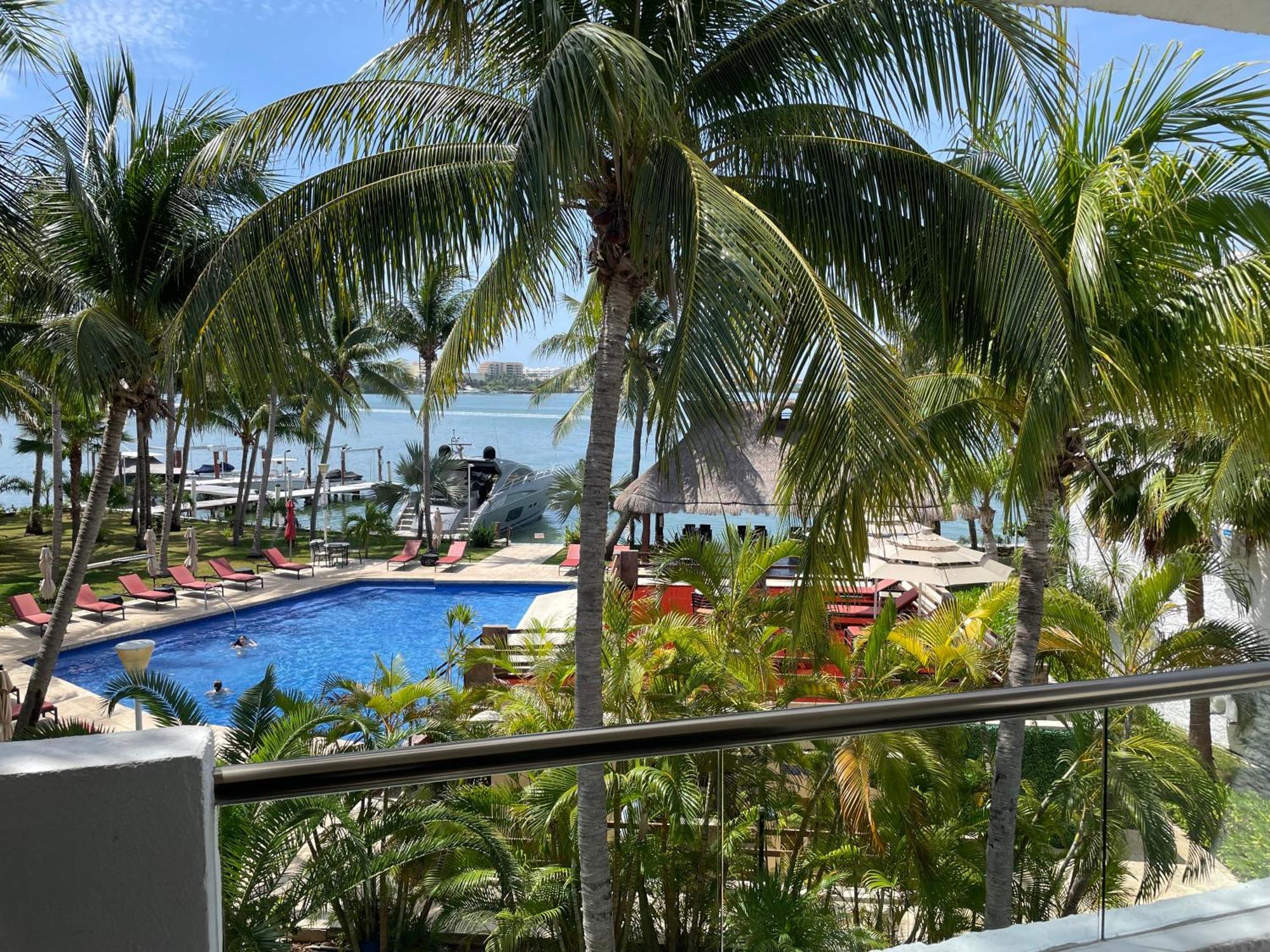 Sina Suites Cancún Exterior foto